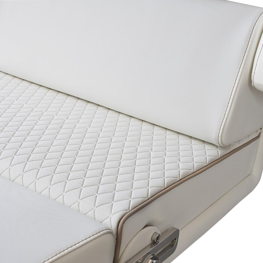 Cucitura rombi piccoli colore bianco