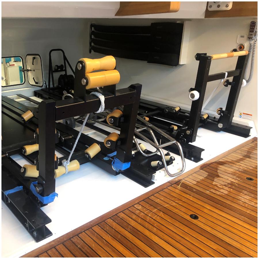 Sistema elettrico/idraulico per le operazioni di varo e alaggio tender su yacht